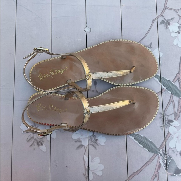 Lilly Pulitzer Gold and Tan Sandals T-Strap Design - Picture 3 of 5